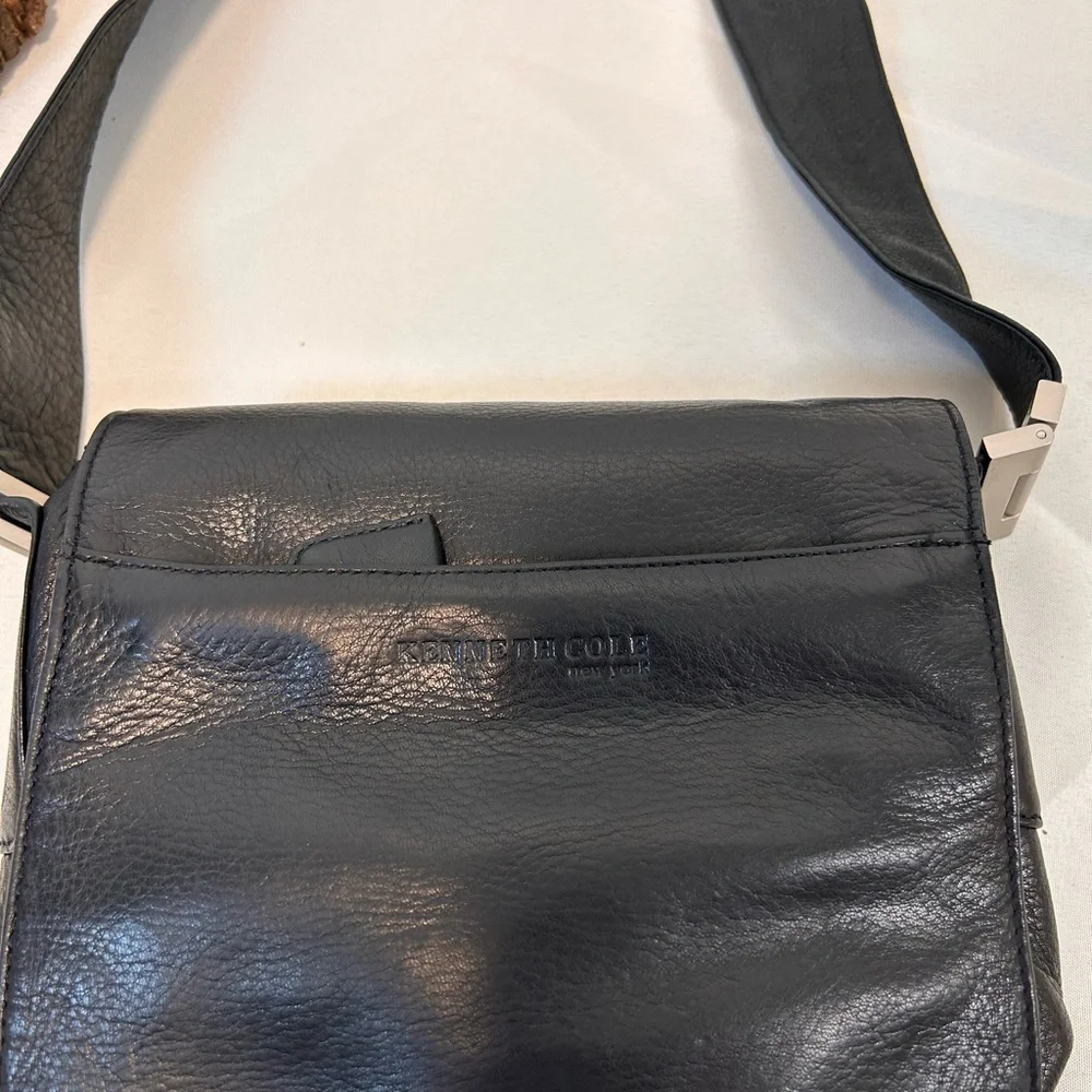 Kenneth Cole kenneth cole